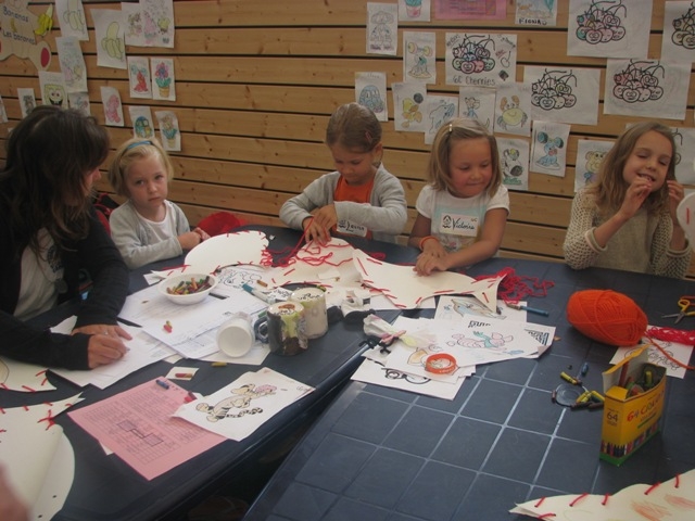 Village Camps International Summer Camp VDC Geneva 2016-08-12 https://www.villagecamps.com/journals_admin/images/141-34-IMG_4453.jpg