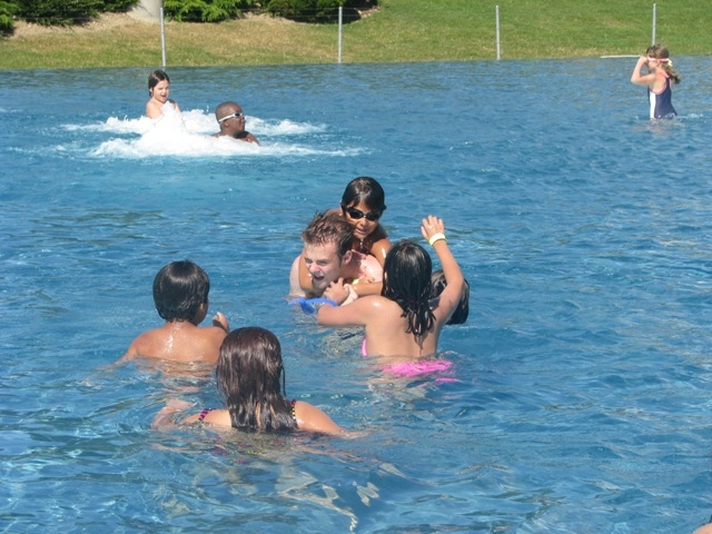 Village Camps International Summer Camp VDC Geneva 2016-08-12 https://www.villagecamps.com/journals_admin/images/141-34-IMG_4541.jpg