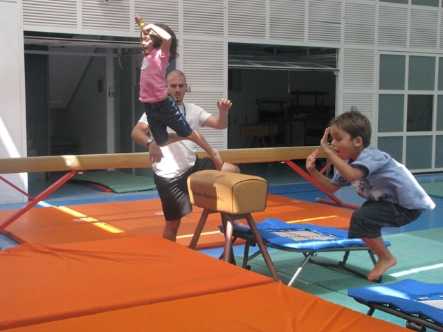 Village Camps International Summer Camp VDC Geneva 2016-08-12 https://www.villagecamps.com/journals_admin/images/141-34-IMG_4637.jpg