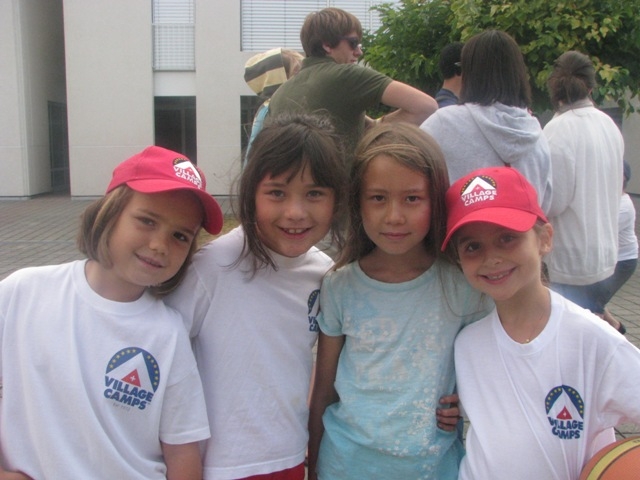 Village Camps International Summer Camp VDC Geneva 2016-08-12 https://www.villagecamps.com/journals_admin/images/143-34-IMG_4864.jpg