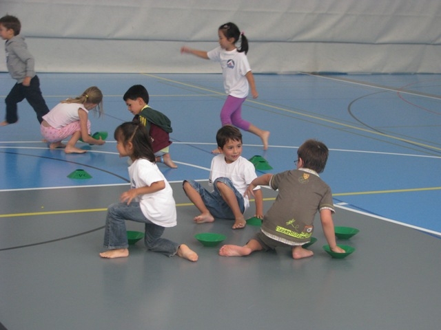 Village Camps International Summer Camp VDC Geneva 2016-08-12 https://www.villagecamps.com/journals_admin/images/143-34-IMG_5034.jpg