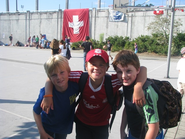 Village Camps International Summer Camp VDC Geneva 2016-08-12 https://www.villagecamps.com/journals_admin/images/144-34-IMG_5084.jpg