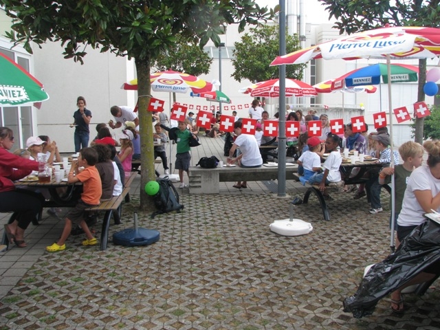 Village Camps International Summer Camp VDC Geneva 2016-08-12 https://www.villagecamps.com/journals_admin/images/144-34-IMG_5220.jpg