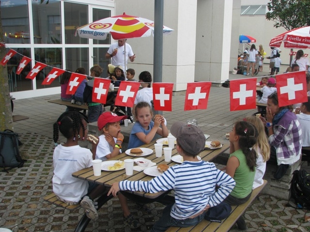 Village Camps International Summer Camp VDC Geneva 2016-08-12 https://www.villagecamps.com/journals_admin/images/144-34-IMG_5221.jpg