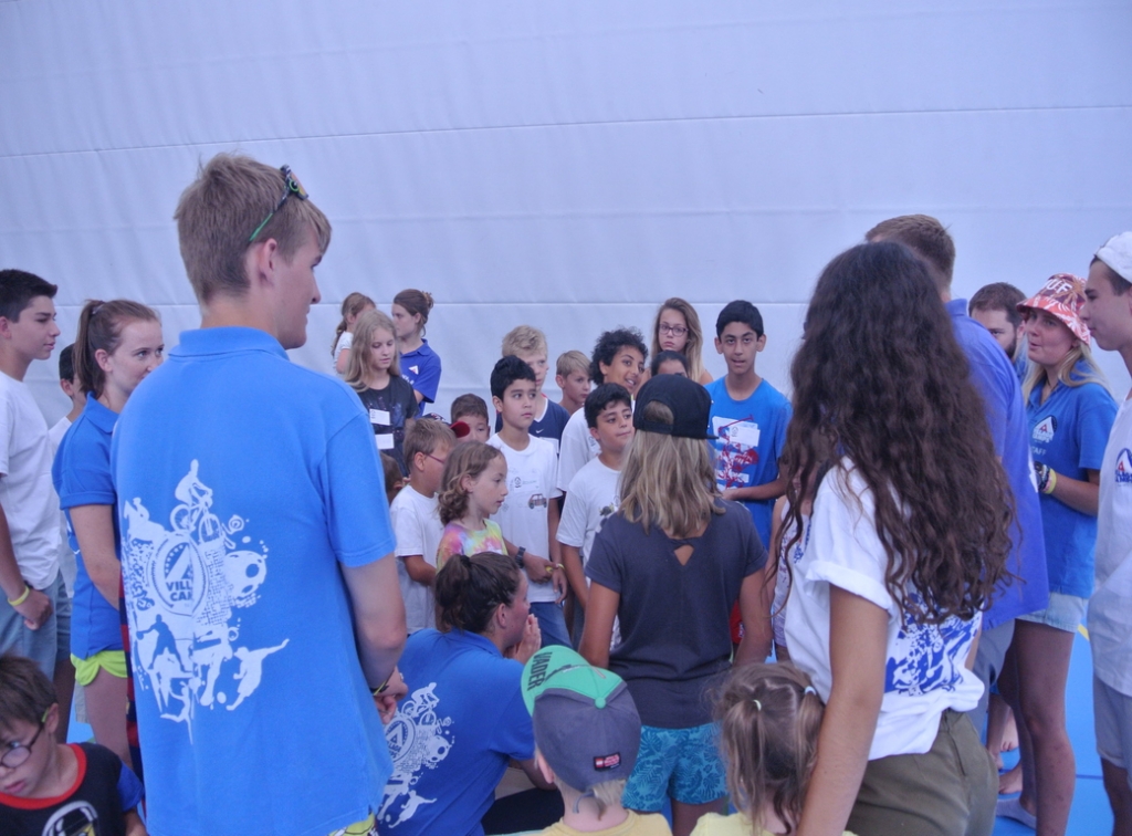 Village Camps International Summer Camp VDC Geneva 2016-08-12 https://www.villagecamps.com/journals_admin/images/1440-6409-DSC_9129.jpg