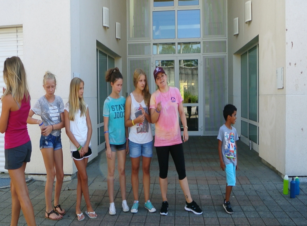 Village Camps International Summer Camp VDC Geneva 2016-08-12 https://www.villagecamps.com/journals_admin/images/1441-9376-DSC_9225.jpg