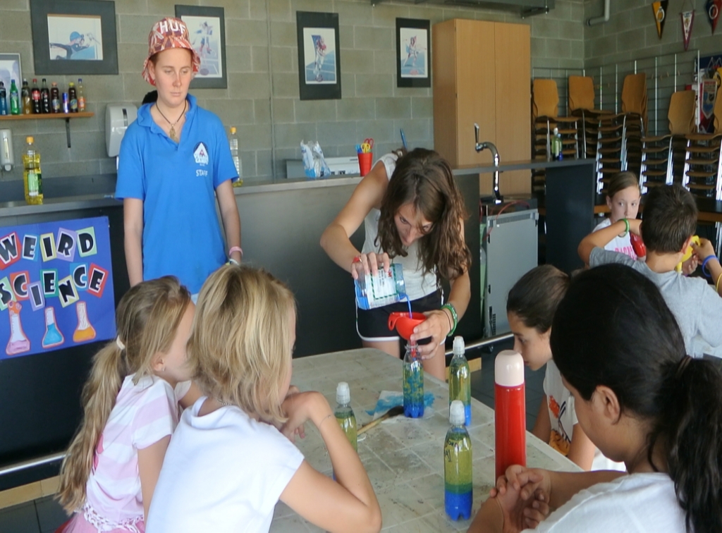 Village Camps International Summer Camp VDC Geneva 2016-08-12 https://www.villagecamps.com/journals_admin/images/1441-9462-DSC_9243.jpg