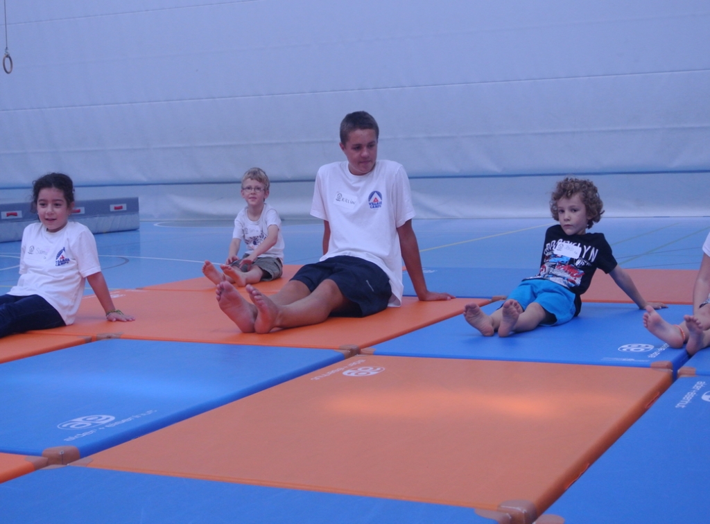 Village Camps International Summer Camp VDC Geneva 2016-08-12 https://www.villagecamps.com/journals_admin/images/1442-6666-DSC_9259.jpg