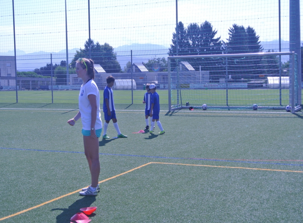 Village Camps International Summer Camp VDC Geneva 2016-08-12 https://www.villagecamps.com/journals_admin/images/1442-6720-DSC_9283.jpg