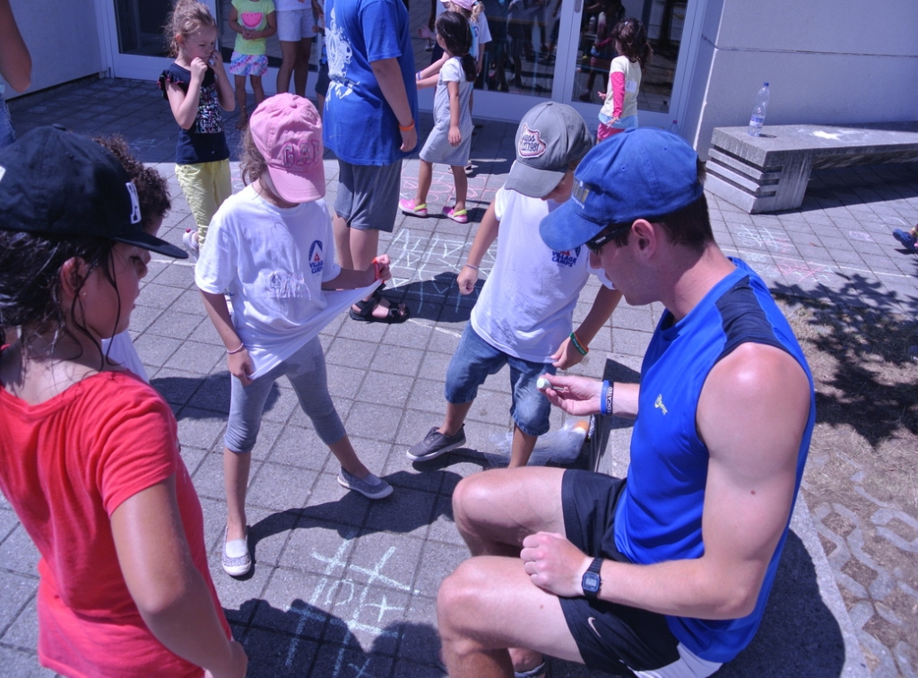 Village Camps International Summer Camp VDC Geneva 2016-08-12 https://www.villagecamps.com/journals_admin/images/1443-4946-DSC_9468.jpg