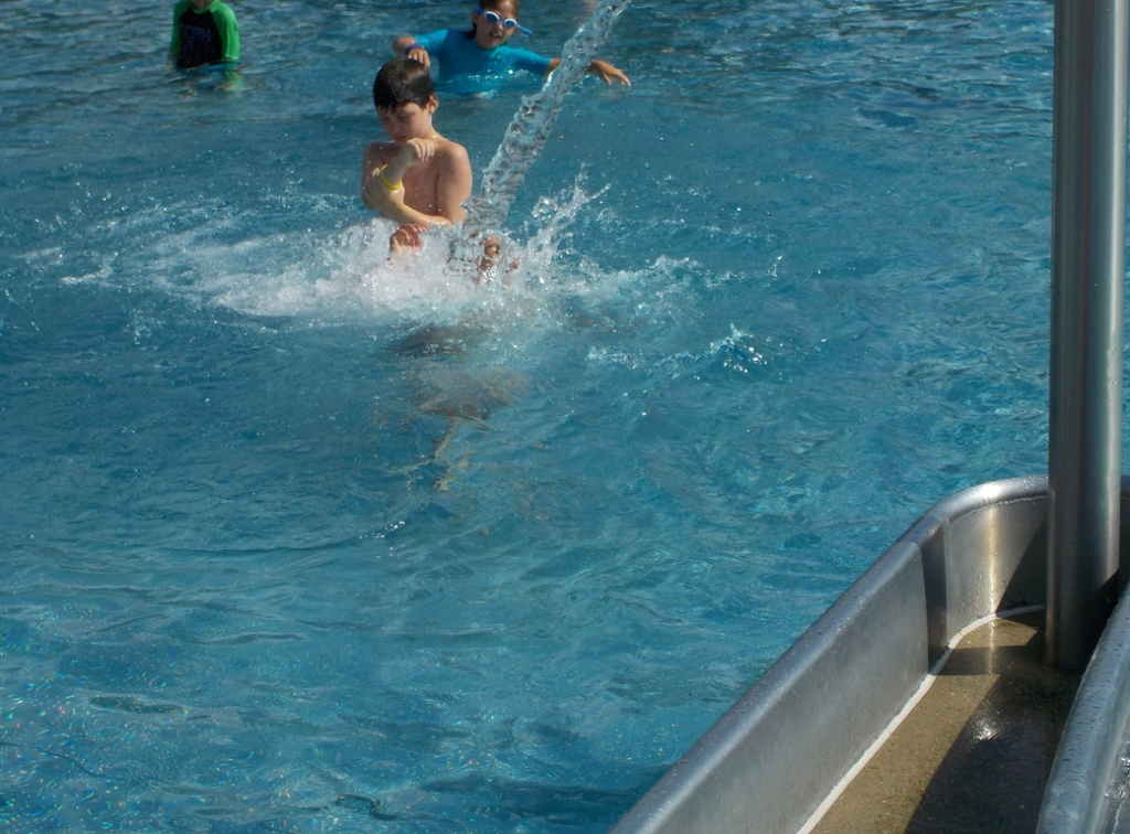 Village Camps International Summer Camp VDC Geneva 2016-08-12 https://www.villagecamps.com/journals_admin/images/1444-4898-DSCN1443.jpg