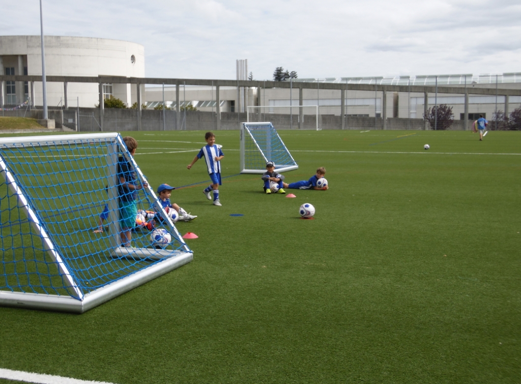 Village Camps International Summer Camp VDC Geneva 2016-08-12 https://www.villagecamps.com/journals_admin/images/1446-3196-SAM_0165.jpg