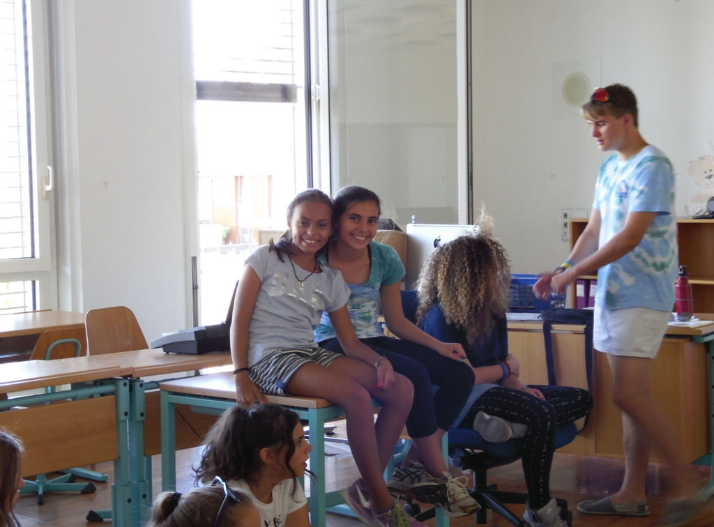 Village Camps International Summer Camp VDC Geneva 2016-08-12 https://www.villagecamps.com/journals_admin/images/1446-3283-SAM_0193.jpg