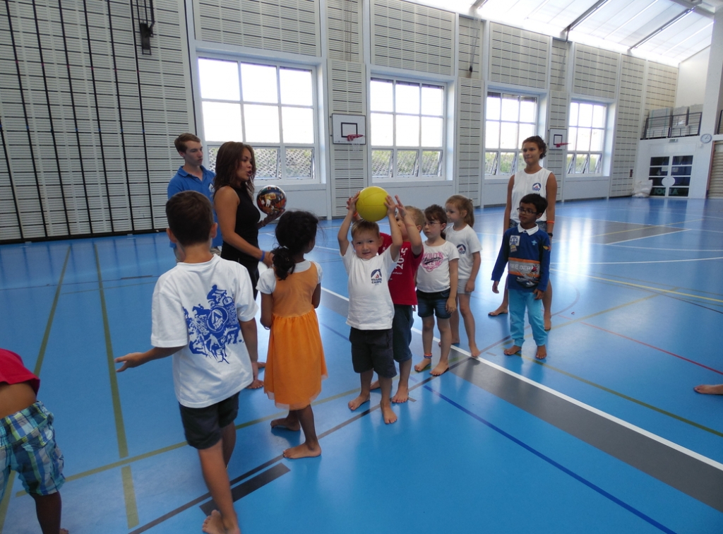Village Camps International Summer Camp VDC Geneva 2016-08-12 https://www.villagecamps.com/journals_admin/images/1446-3317-SAM_0196.jpg