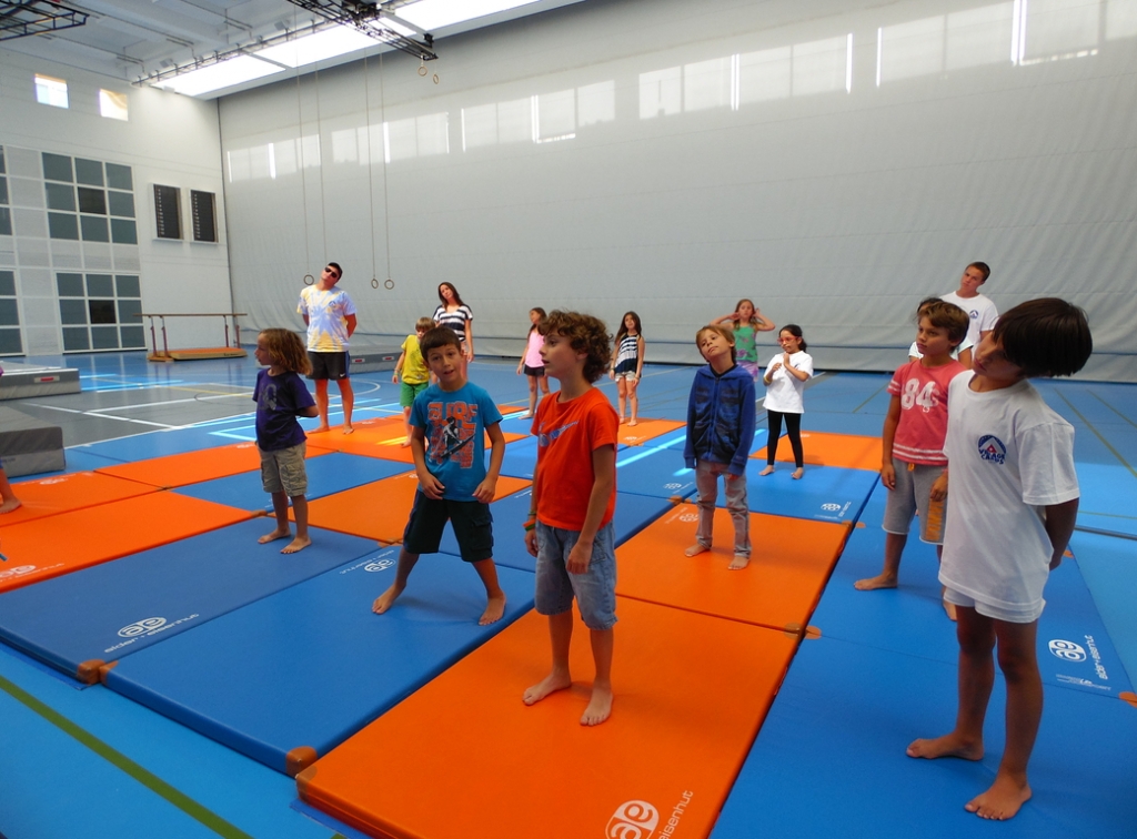 Village Camps International Summer Camp VDC Geneva 2016-08-12 https://www.villagecamps.com/journals_admin/images/1446-3371-SAM_0204.jpg