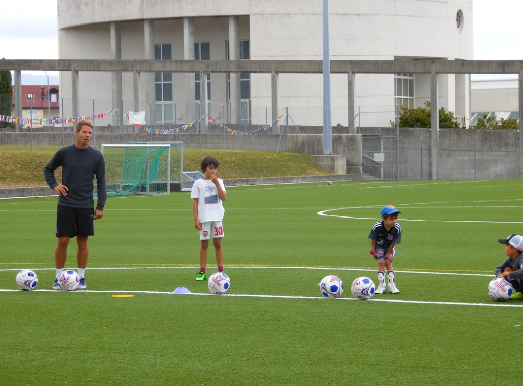 Village Camps International Summer Camp VDC Geneva 2016-08-12 https://www.villagecamps.com/journals_admin/images/1447-5387-SAM_0214.jpg