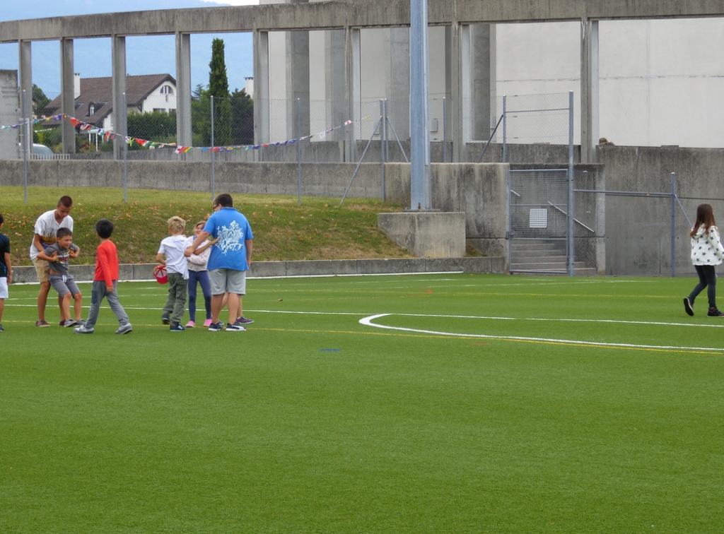 Village Camps International Summer Camp VDC Geneva 2016-08-12 https://www.villagecamps.com/journals_admin/images/1447-5391-SAM_0217.jpg