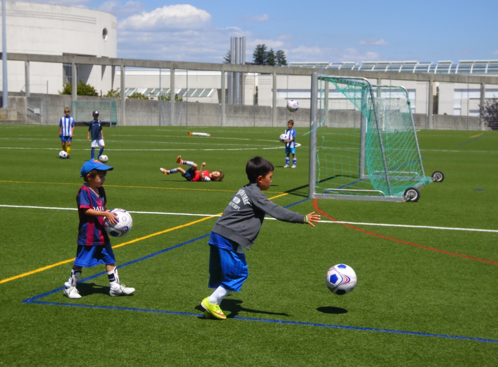 Village Camps International Summer Camp VDC Geneva 2016-08-12 https://www.villagecamps.com/journals_admin/images/1448-0581-SAM_0289.jpg