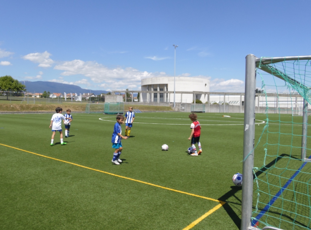 Village Camps International Summer Camp VDC Geneva 2016-08-12 https://www.villagecamps.com/journals_admin/images/1448-0591-SAM_0291.jpg Village Camps International Summer Camp VDC Geneva 2016-08-12 https://www.villagecamps.com/journals_admin/images/1448-0591-SAM_0291.jpg