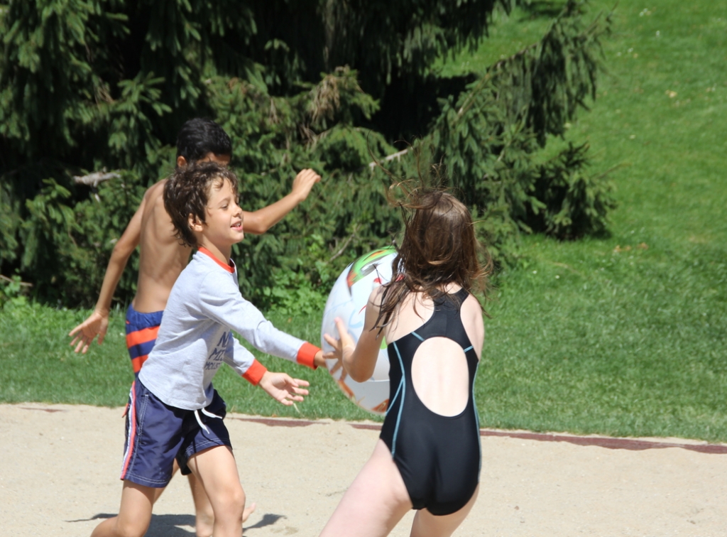 Village Camps International Summer Camp VDC Geneva 2016-08-12 https://www.villagecamps.com/journals_admin/images/1450-4380-IMG_1590.jpg