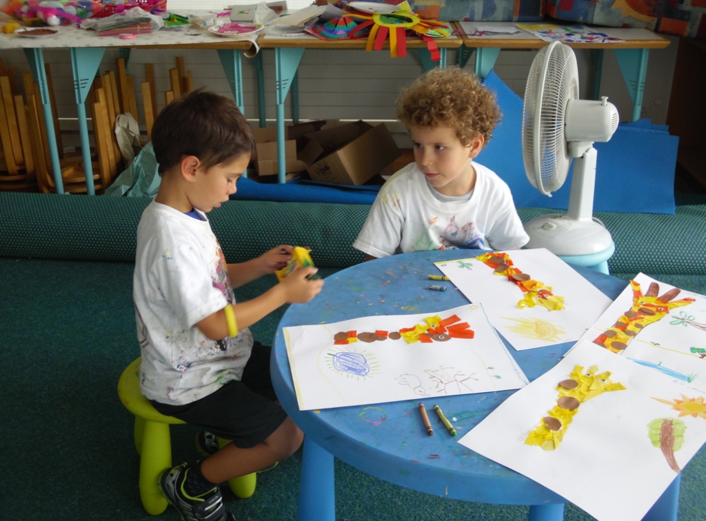 Village Camps International Summer Camp VDC Geneva 2016-08-12 https://www.villagecamps.com/journals_admin/images/1454-0618-SAM_0550.jpg