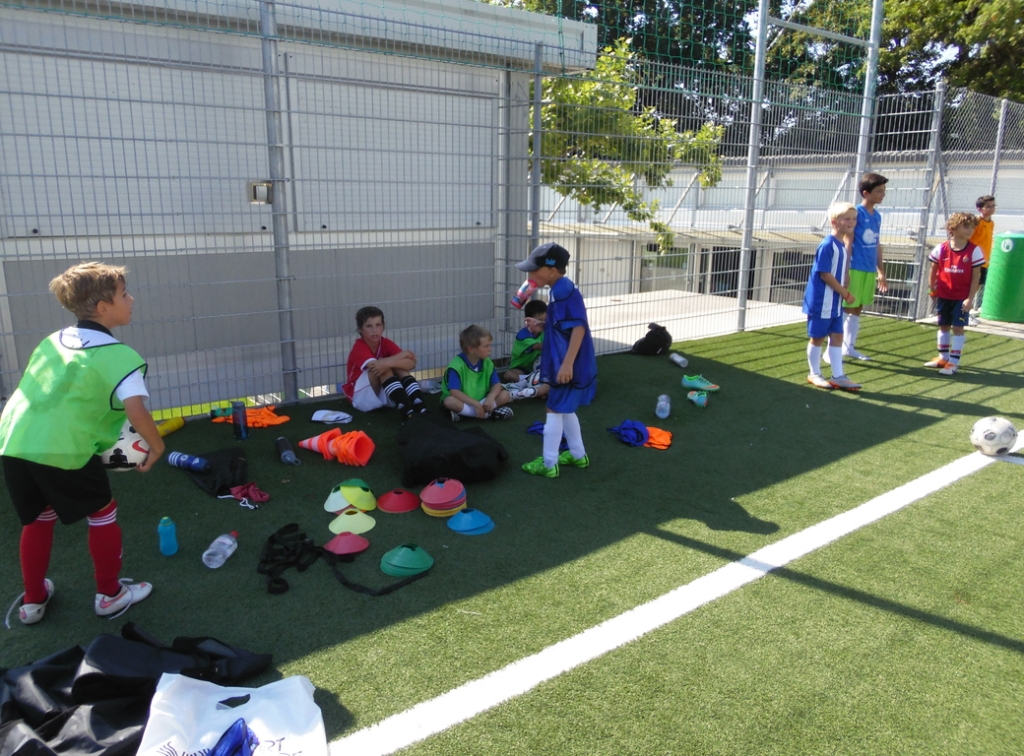 Village Camps International Summer Camp VDC Geneva 2016-08-12 https://www.villagecamps.com/journals_admin/images/1457-9596-SAM_0788.jpg