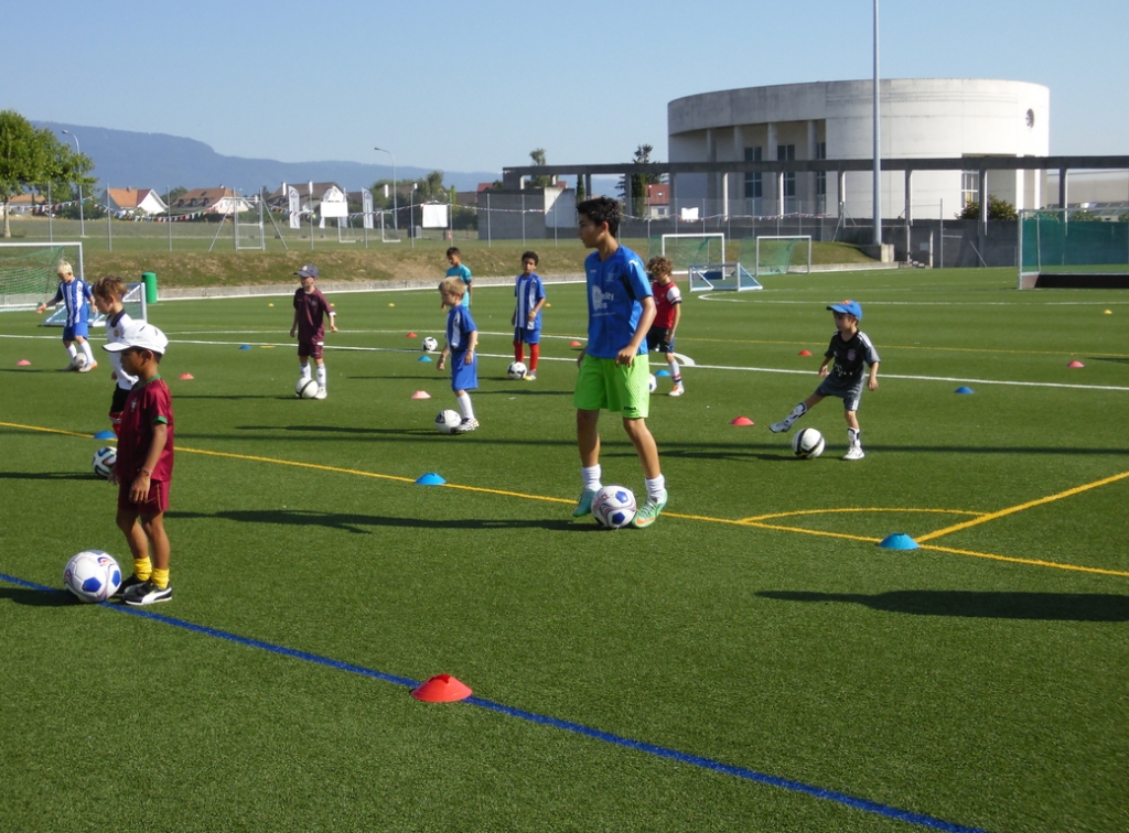 Village Camps International Summer Camp VDC Geneva 2016-08-12 https://www.villagecamps.com/journals_admin/images/1457-9695-SAM_0745.jpg