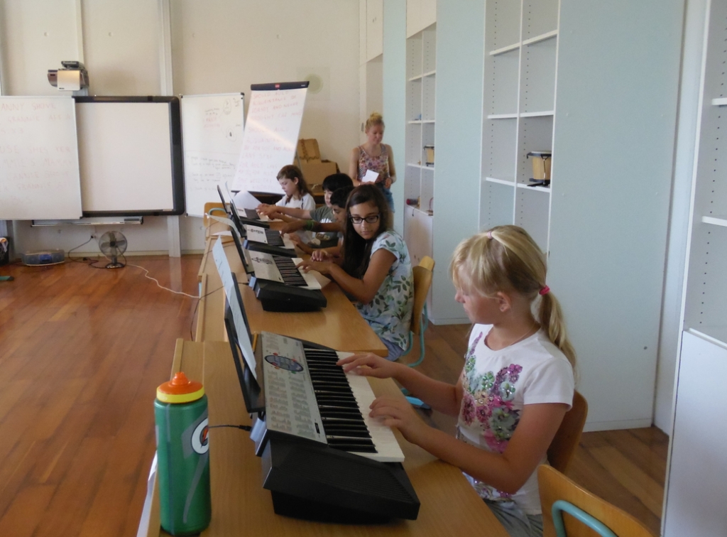 Village Camps International Summer Camp VDC Geneva 2016-08-12 https://www.villagecamps.com/journals_admin/images/1458-0835-SAM_0817.jpg Village Camps International Summer Camp VDC Geneva 2016-08-12 https://www.villagecamps.com/journals_admin/images/1458-0835-SAM_0817.jpg
