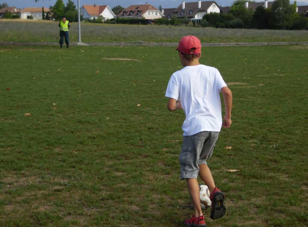 Village Camps International Summer Camp VDC Geneva 2016-08-12 https://www.villagecamps.com/journals_admin/images/1458-0924-SAM_0810.jpg