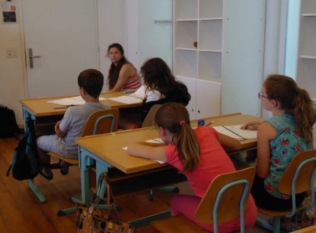 Village Camps International Summer Camp VDC Geneva 2016-08-12 https://www.villagecamps.com/journals_admin/images/1458-0949-SAM_0827.jpg