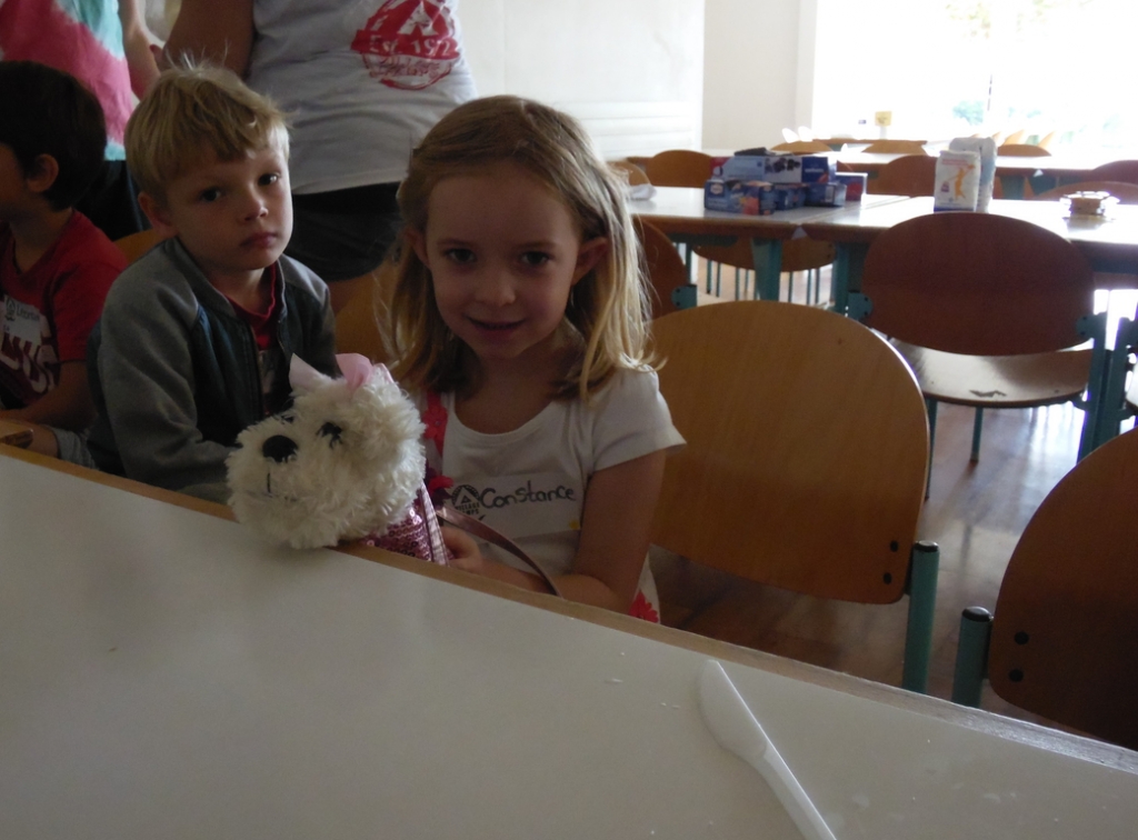 Village Camps International Summer Camp VDC Geneva 2016-08-12 https://www.villagecamps.com/journals_admin/images/1458-8561-SAM_0815.jpg