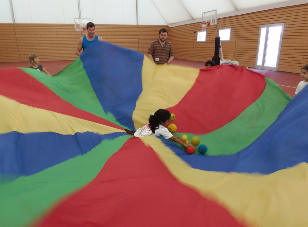 Village Camps International Summer Camp VDC Geneva 2016-08-12 https://www.villagecamps.com/journals_admin/images/1459-6818-SAM_0897.jpg