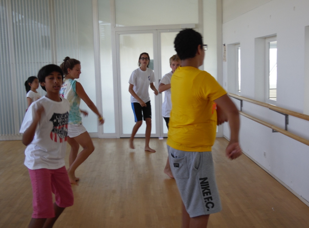 Village Camps International Summer Camp VDC Geneva 2016-08-12 https://www.villagecamps.com/journals_admin/images/1460-0622-SAM_0935.jpg