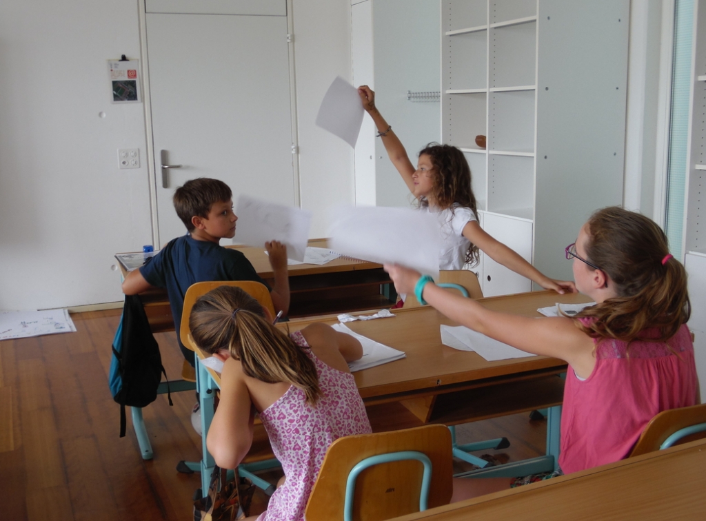 Village Camps International Summer Camp VDC Geneva 2016-08-12 https://www.villagecamps.com/journals_admin/images/1461-5429-SAM_1039.jpg