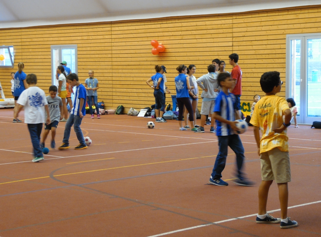 Village Camps International Summer Camp VDC Geneva 2016-08-12 https://www.villagecamps.com/journals_admin/images/1462-6142-SAM_1063.jpg