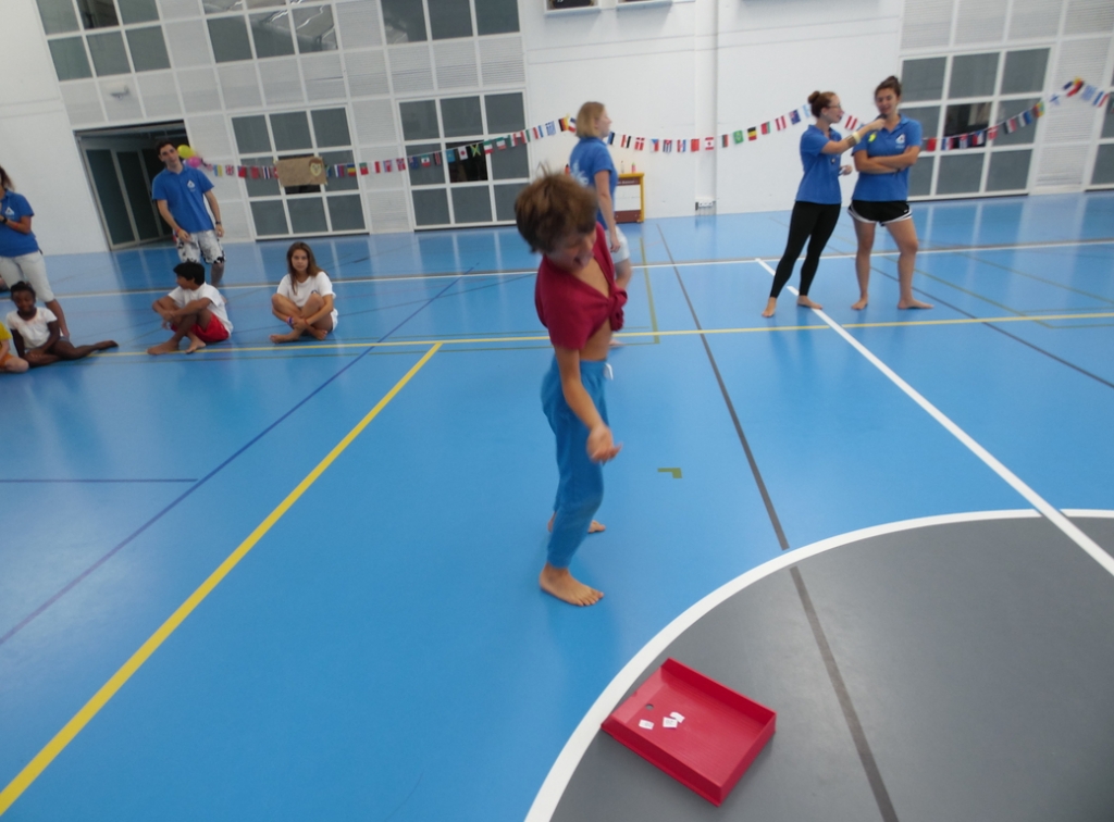 Village Camps International Summer Camp VDC Geneva 2016-08-12 https://www.villagecamps.com/journals_admin/images/1462-6297-SAM_1102.jpg