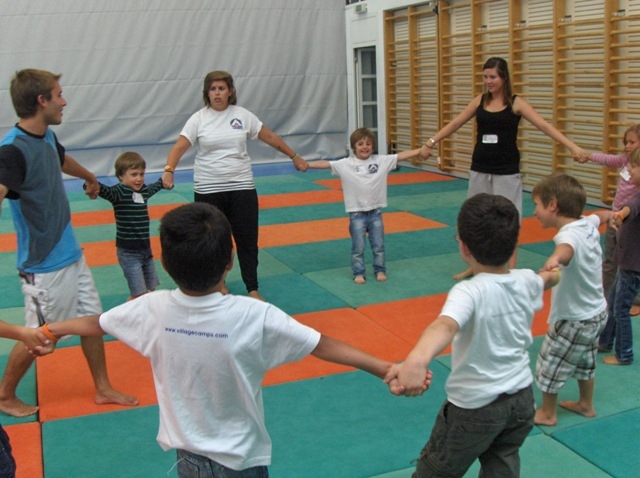 Village Camps International Summer Camp VDC Geneva 2016-08-12 https://www.villagecamps.com/journals_admin/images/148-34-HPIM5109.jpg