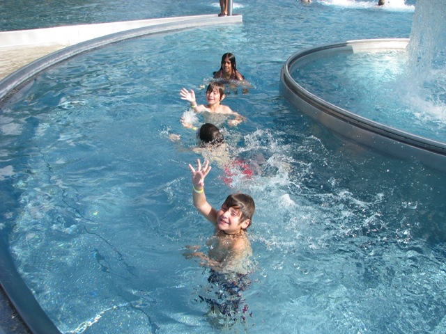Village Camps International Summer Camp VDC Geneva 2016-08-12 https://www.villagecamps.com/journals_admin/images/149-34-IMG_5932.jpg