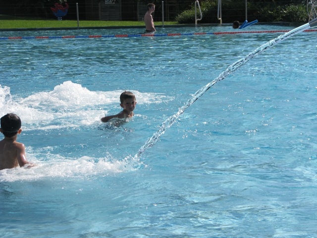 Village Camps International Summer Camp VDC Geneva 2016-08-12 https://www.villagecamps.com/journals_admin/images/149-34-IMG_5934.jpg