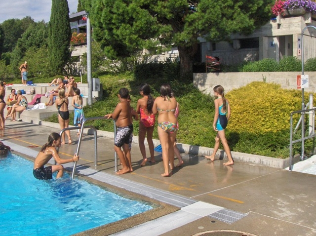 Village Camps International Summer Camp VDC Geneva 2016-08-12 https://www.villagecamps.com/journals_admin/images/153-34-HPIM5227.jpg