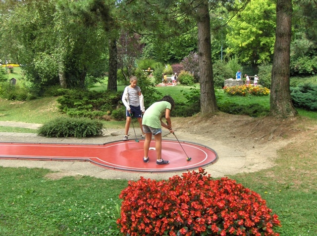 Village Camps International Summer Camp VDC Geneva 2016-08-12 https://www.villagecamps.com/journals_admin/images/154-34-HPIM5277.jpg