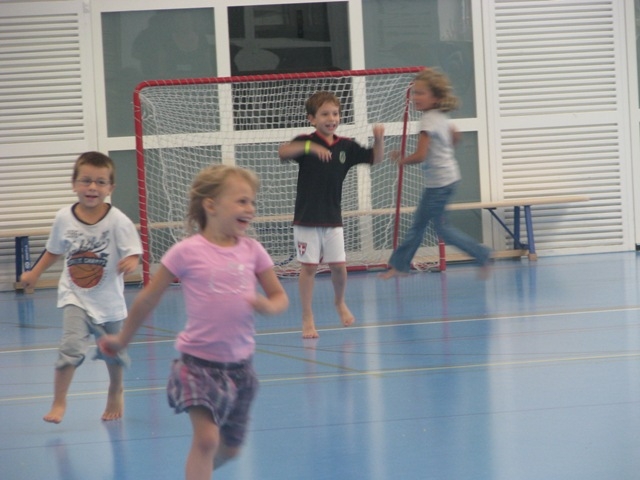 Village Camps International Summer Camp VDC Geneva 2016-08-12 https://www.villagecamps.com/journals_admin/images/155-34-IMG_6192.jpg