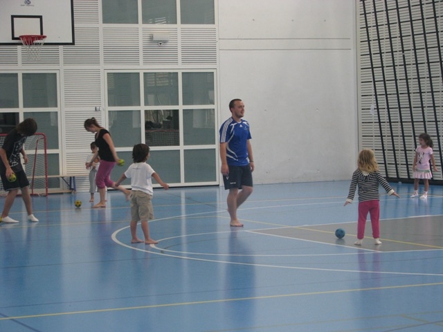 Village Camps International Summer Camp VDC Geneva 2016-08-12 https://www.villagecamps.com/journals_admin/images/155-34-IMG_6195.jpg