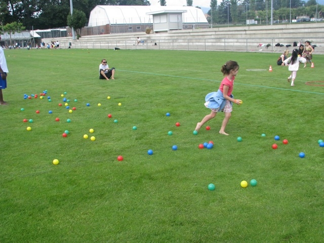 Village Camps International Summer Camp VDC Geneva 2016-08-12 https://www.villagecamps.com/journals_admin/images/156-34-IMG_6227.jpg