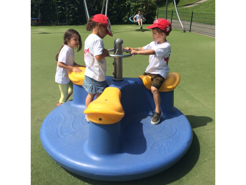 Village Camps International Summer Camp VDC Geneva 2016-08-12 https://www.villagecamps.com/journals_admin/images/1652-7745-IMG_9406.jpg