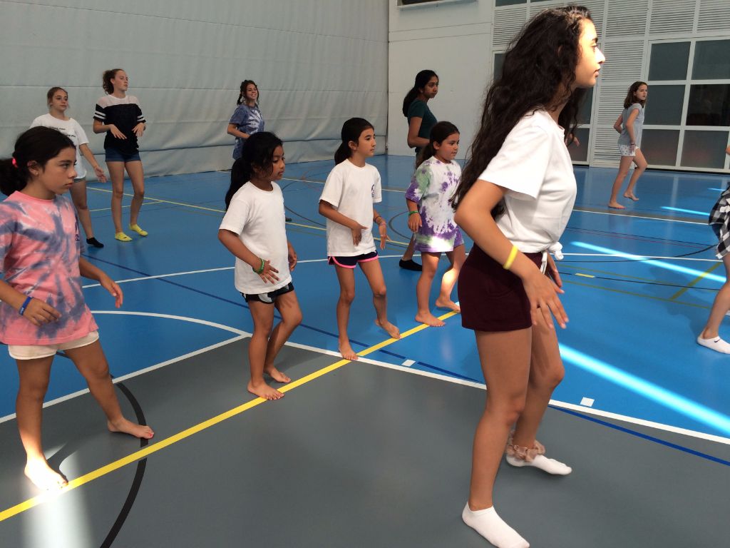 Village Camps International Summer Camp VDC Geneva 2016-08-12 https://www.villagecamps.com/journals_admin/images/1652-9282-IMG_9141.jpg