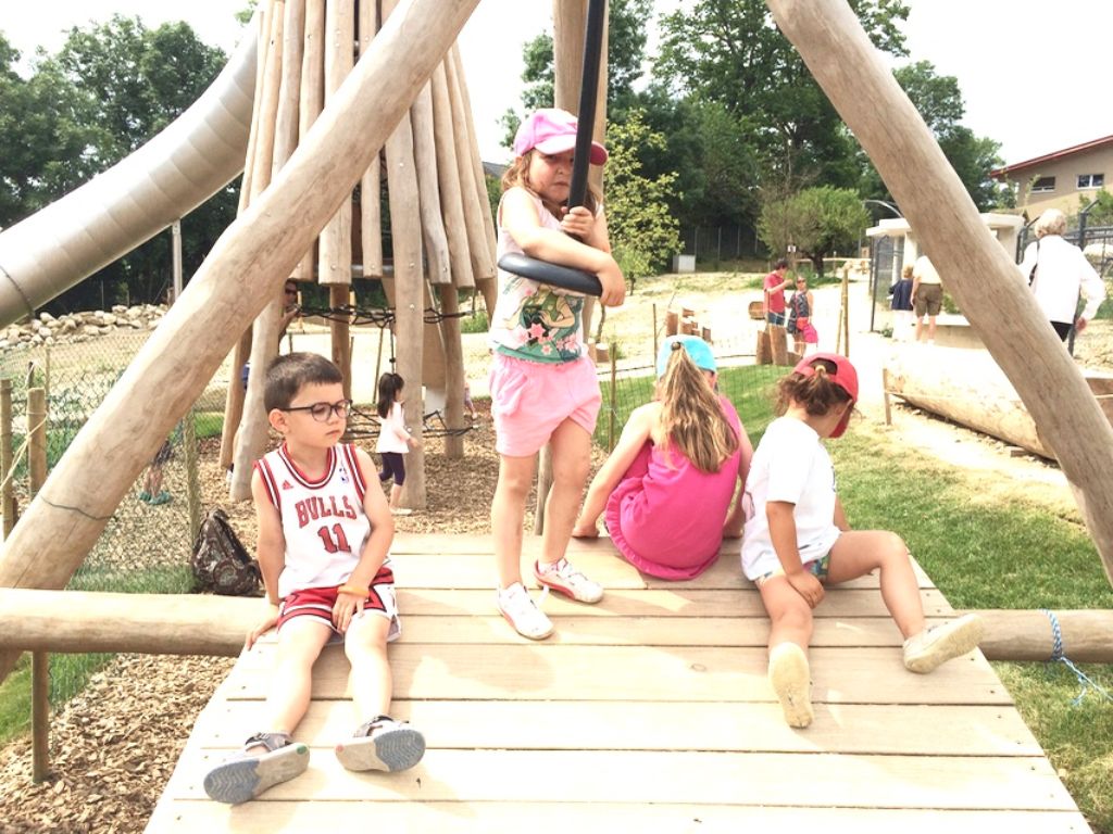 Village Camps International Summer Camp VDC Geneva 2016-08-12 https://www.villagecamps.com/journals_admin/images/1653-0972-IMG_9460.jpg