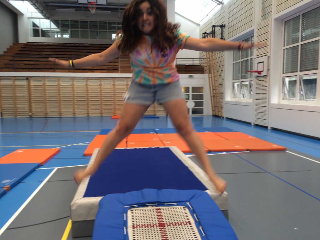 Village Camps International Summer Camp VDC Geneva 2016-08-12 https://www.villagecamps.com/journals_admin/images/1654-1153-IMG_9650.jpg