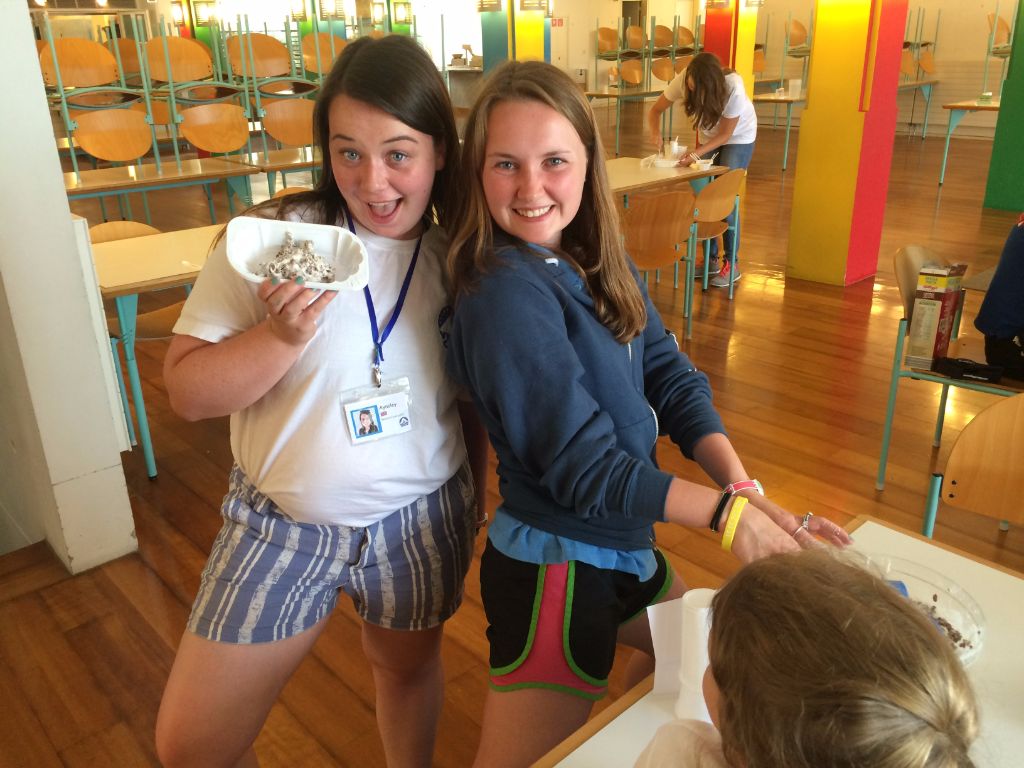 Village Camps International Summer Camp VDC Geneva 2016-08-12 https://www.villagecamps.com/journals_admin/images/1654-1159-IMG_9673.jpg