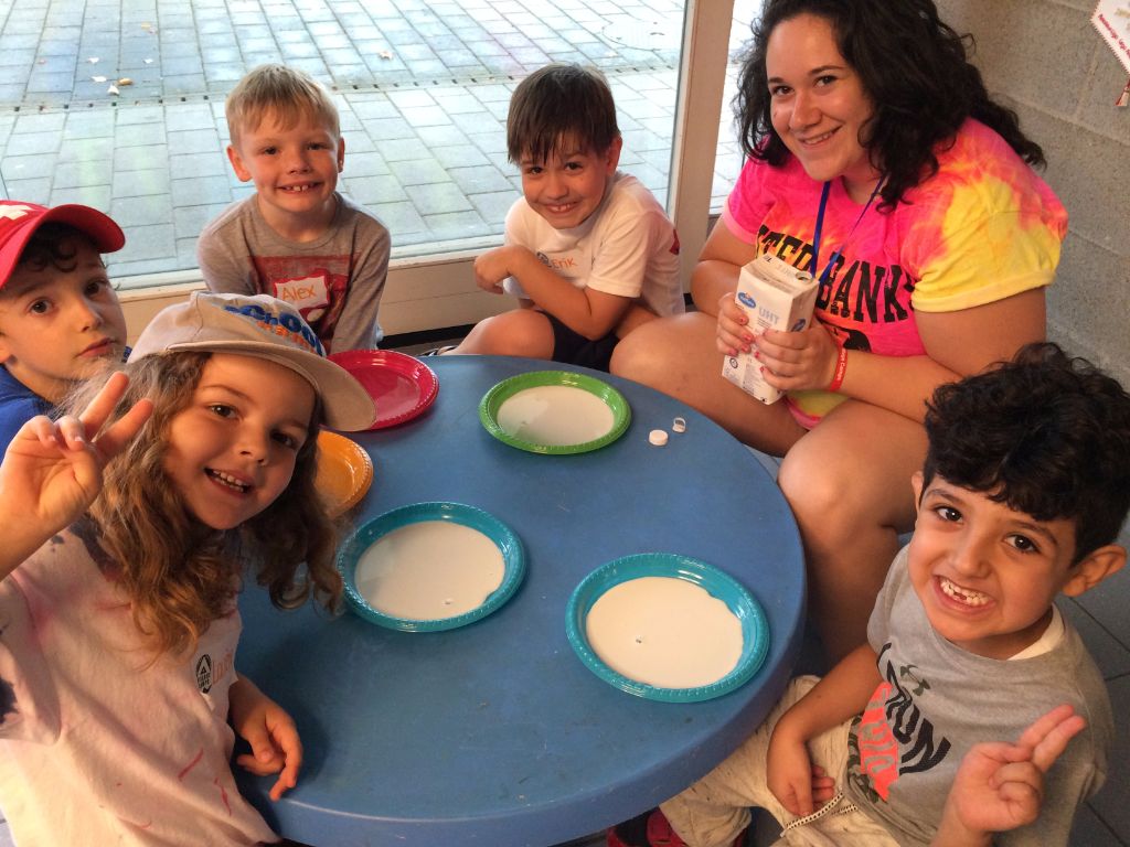 Village Camps International Summer Camp VDC Geneva 2016-08-12 https://www.villagecamps.com/journals_admin/images/1654-1170-IMG_9584.jpg